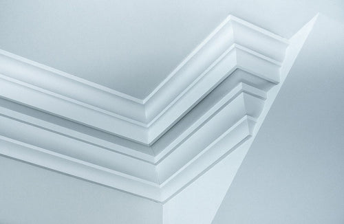 Cornice moulding return